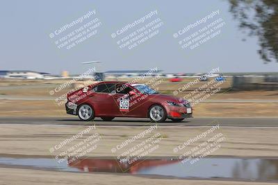 media/Sep-20-2025-Extreme Speed (Sat) [[1fcc23683c]]/Orange (Mid Intermediate)/Session 1 (Sunset)/